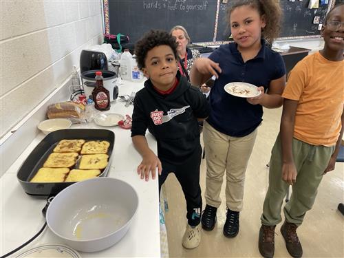 Collins class cooking french toast